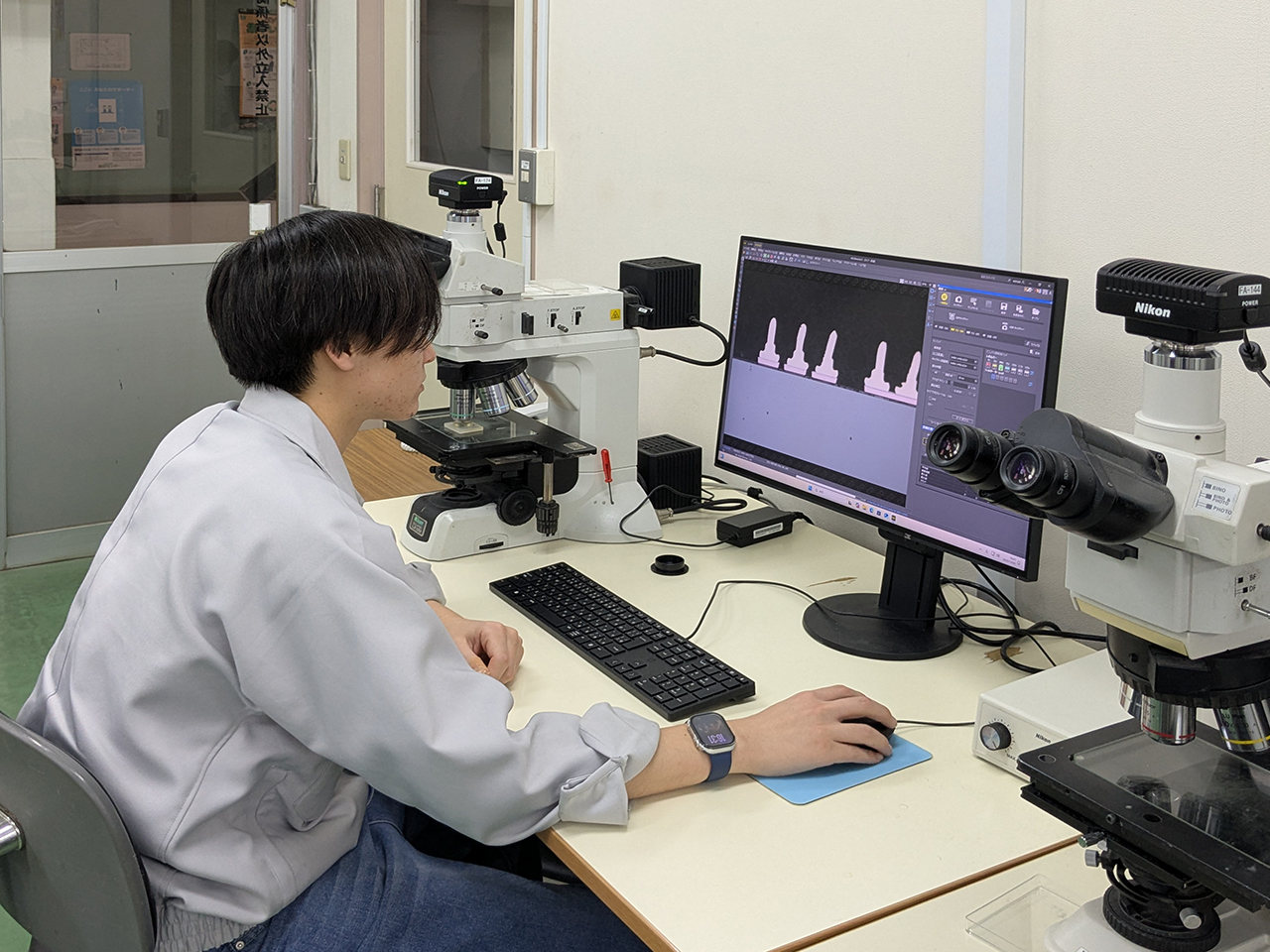 解析作業の様子